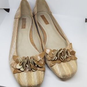 Luz da lua tan brown micro suede fabric flat shoe